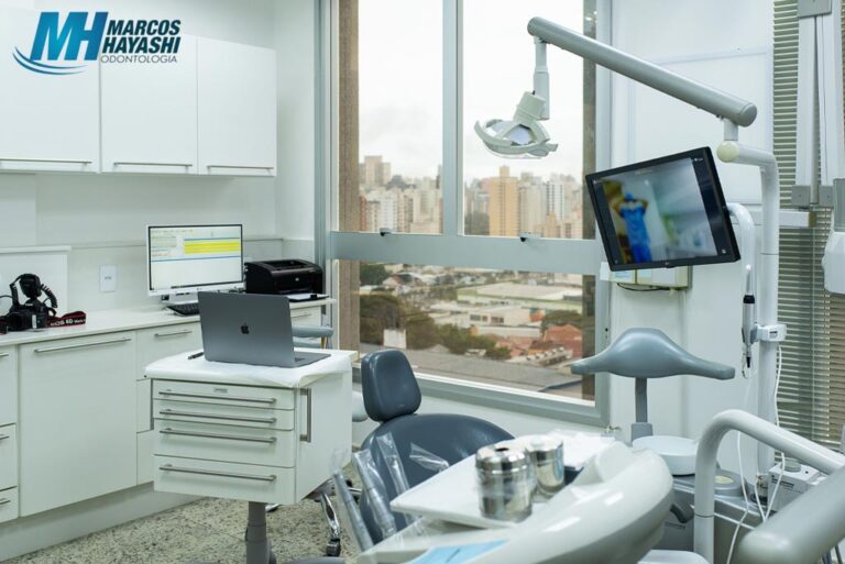 dentista-especialista-em-implantes---marcos-hayashi---galeria-004